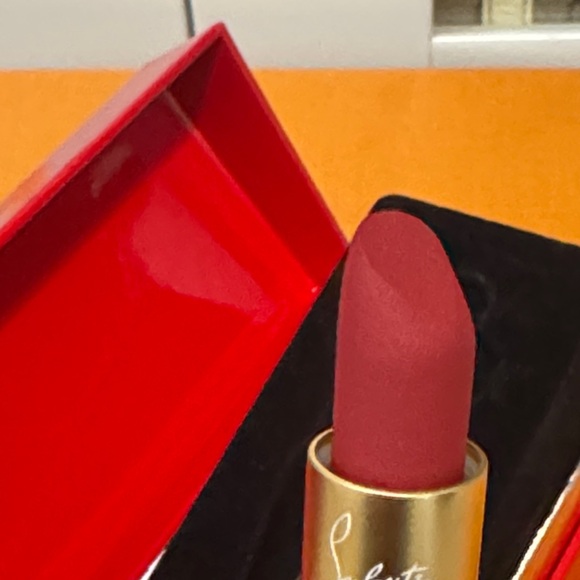 AUTHENTIC Christian Louboutin Vibrant Red  Lip Stick - New In Box - Picture 11 of 14